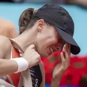 Iga Swiatek in Tears After Medical Assessment and Madrid Open Withdrawal