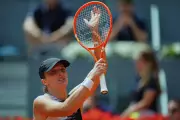 Iga Swiatek Turns to Rafael Nadal for Advice After Strong Madrid Open Start