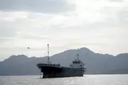 Iranian Ships Breach US Naval Blockade in Gulf of Hormuz, Analysts Report