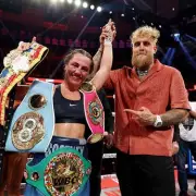 Jake Paul Pledges Car for Ellie Scotney if She Wins Undisputed Title