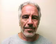 Jeffrey Epstein housed alleged victims in London flats after Met declined to investigate