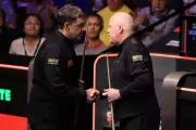 John Higgins beats Ronnie O'Sullivan in World Snooker Championship epic