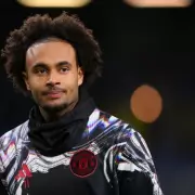 Joshua Zirkzee Determined to Stay at Manchester United Despite Exit Rumours