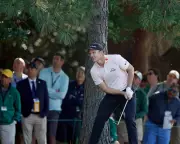 Justin Rose Battles Augusta Heat to Keep Masters Dream Alive