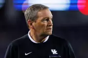 Kentucky AD Mitch Barnhart Won't Take New High-Paying Role After All