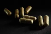 Kratom Poisonings Surge 1,200% in US, Experts Blame Synthetic Derivatives