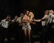 Les Liaisons Dangereuses Review: A Bold Staging Where Love is a Fight for Power