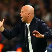 Liverpool Back Arne Slot Despite PSG Defeat and Season Struggles