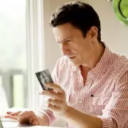 Lloyds Bank Clarifies £500 Deposit Rule and ISA Restrictions for Savers