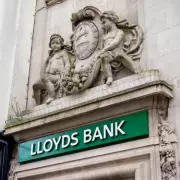 Lloyds Updates Compensation as 80,500 More Customers Affected by IT Glitch