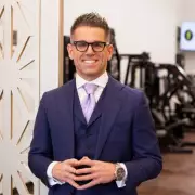 Man Eats Same Breakfast and Lunch for 22 Years to Stay Fit