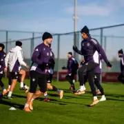 Man Utd Injury Blow as Yoro Misses Training, BBC Apologises to Scholes