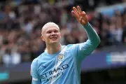Manchester City Aim to Exploit Arsenal's Loss in Premier League Title Race at Chelsea