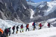 Massive Glacier Block Threatens Everest Climbing Season