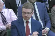 McSweeney Defends Starmer, Blames Mandelson in Epstein Scandal Testimony