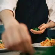 Michelin-Starred South London Pub Serves Lunch and Drink for Just £15