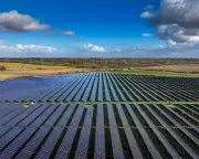 Miliband to Champion Clean Energy Security Amid Iran Conflict and Soaring Fossil Fuel Prices