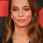 Molly Windsor: Unchosen Star's Age, Ex-Musician Boyfriend, and More