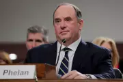Navy Secretary Ousted Amid Pentagon Turmoil During Iran Conflict