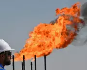 Oil price tops $126 as Trump warns Iran blockade could last months
