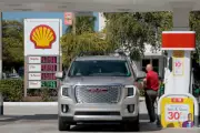 Oil Prices Crash Over 10% as Iran Declares Strait of Hormuz Fully Open