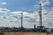 Oil Prices Plummet as Iran Reopens Strait of Hormuz Amid Ceasefire