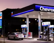 Oil Prices Surge After Iran Accuses US of Ceasefire Breach in Gulf