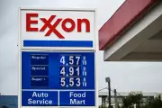 Oil Prices Surge as Trump Threatens Iran Over Strait of Hormuz