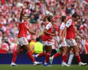 Olivia Smith's Late Strike Gives Arsenal Edge Over Lyon in Champions League Semi-Final