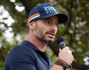 One Nation Denies Allegations of Personal Bank Account Use for Campaign Finances