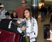 Palestinian Girl Loses Arm in Gaza Strike, Arrives in UK for Treatment