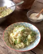 Penne Pasta Recipe: A High-Ranking Italian Dish with Potatoes and Cabbage