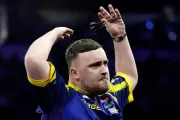 Phil Taylor Advises Luke Littler to Limit Social Media Amid Crowd Booing