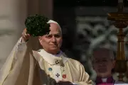 Pope Leo Applauds Iran-US Ceasefire After Criticising Trump's Threat