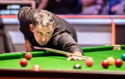 Ronnie O'Sullivan Begins Historic Eighth World Title Quest at Crucible