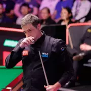 Ronnie O'Sullivan Punches Table in World Championship Drama Against Higgins