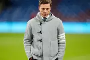 Scott Parker Emerges as Frontrunner for Burnley Managerial Role