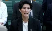 Seven Officials Knew of Mandelson Vetting Before Starmer Informed