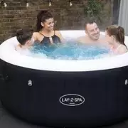 Shoppers Rush to Buy Lay-Z-Spa Miami Hot Tub for Under £350 While Stocks Last