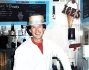 Simon Edye, Founder of Ronaldo Ices in Norwich, Dies at 73