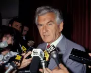 Six Reasons Bob Hawke's Leadership Set Australia's Gold Standard