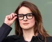 Smartglasses Transform Lives for Visually Impaired and Deaf Users