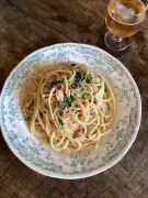 Spaghetti with Crab, Chilli, Herbs and Lemon: A River Cafe Classic
