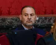 Spain's Political Parties Face Twin Corruption Trials Ahead of Key Elections