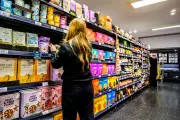 Supermarkets Urged to Reinstate Real Living Wage Amid Industry Pressures