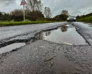 SUVs Worsen Britain's Pothole Crisis, Scientists Warn