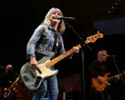 Suzi Quatro at 75: Signature Scream Thrills Glasgow, But Show Needs Trimming