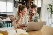 The 6-7 Dating Trend: Experts Question Theory of Settling for 'Mid-Range' Partners