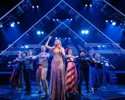 Titaníque Broadway Review: Campy Céline Dion Musical's Scale Dilemma