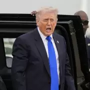 Trump Halts Iran Peace Talks, Focuses on White House Renovations